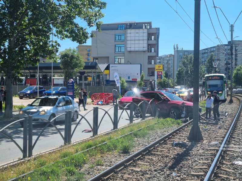 Tramvaiul 41, blocat pe Șoseaua Virtuții spre Piața Presei: Cauza, un incident