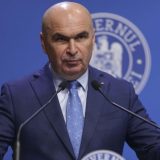 Bolojan, sub presiune: Peste jumătate dintre români vor demisia lui