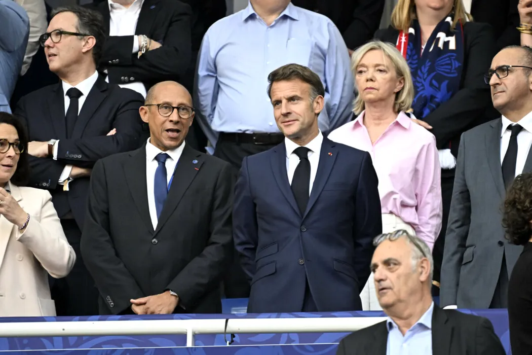 Macron, huiduit la finala Cupei Franței: Lens – Nice, scandal pe Stade de France