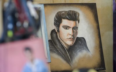 Trump, Elvis „fără chitară”? Președintele SUA vrea să suplinească artiștii anulați