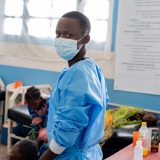 Ebola: OMS avertizează, focarul din Africa se poate extinde fulgerător