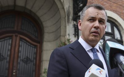 Tomac promite noi beneficii, dar omite sursa banilor