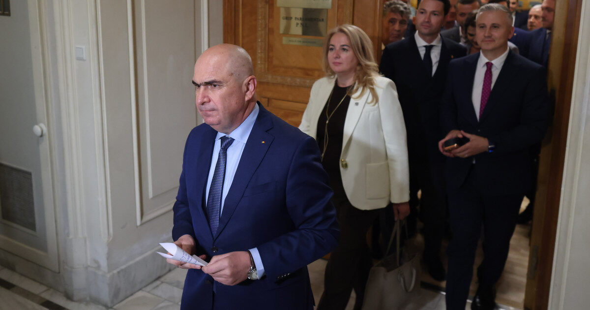 Bolojan propune pact național pentru guvern minoritar cu Nicușor Dan