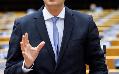 PNL, USR, UDMR îl propun pe Mureșan premier