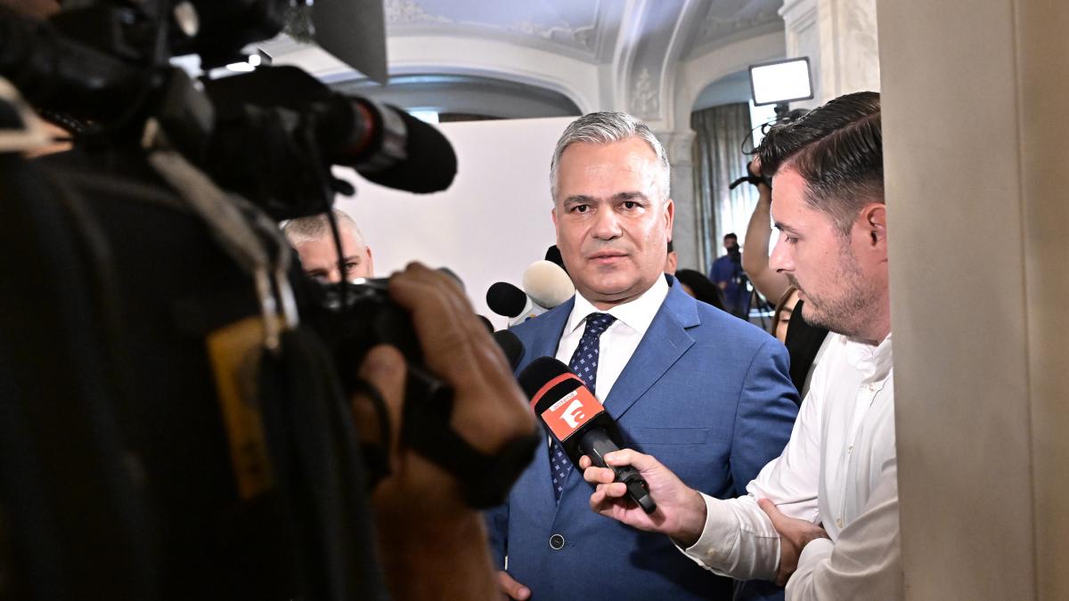 VEȘTEA aduce miniștrii în Parlament. Câte voturi de la AUR?