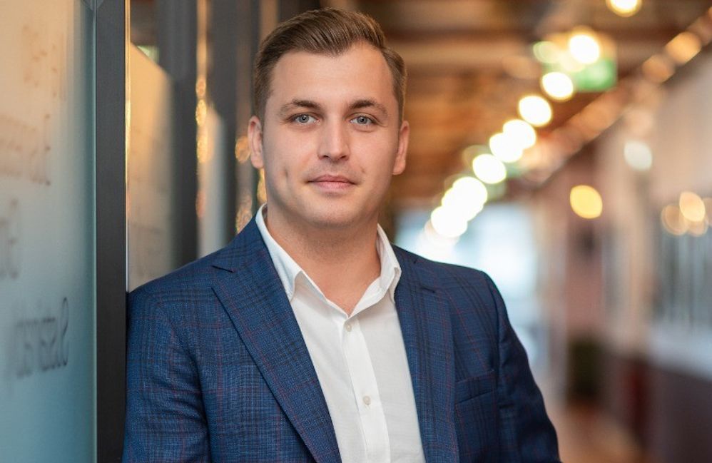 Dan Stănică: Românii cumpără calculat, dar investesc în tehnologie
