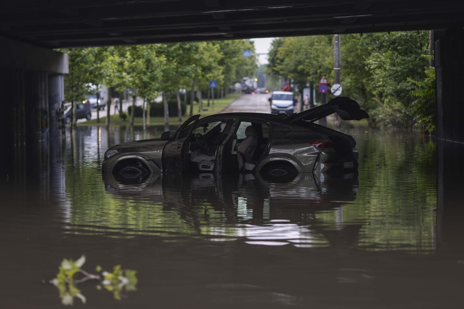 Bucureștiul se îneacă: Provocarea inundațiilor, soluția ignorată
