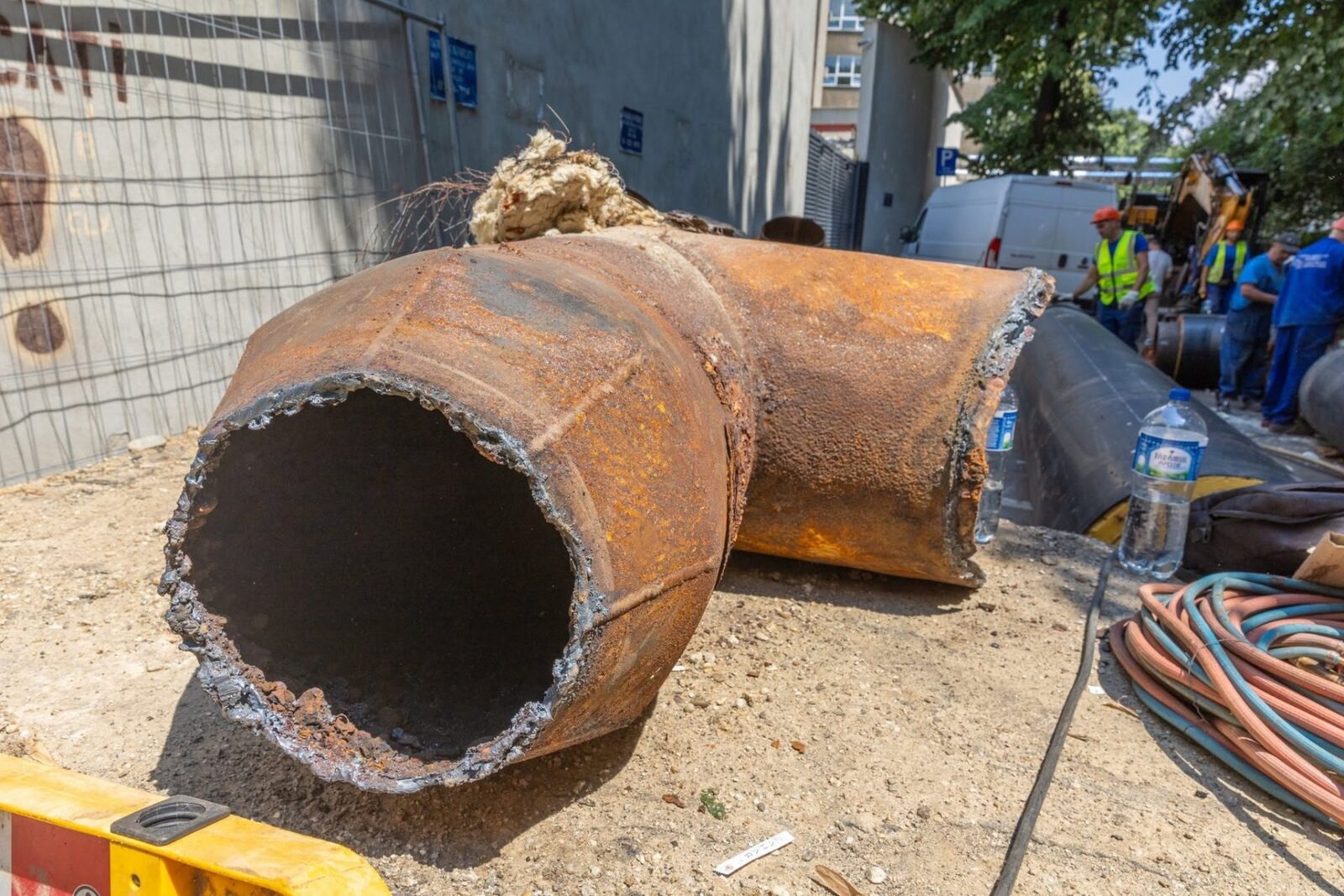 București: Primăria taie încă 66,5 milioane lei pentru căldură și parcări