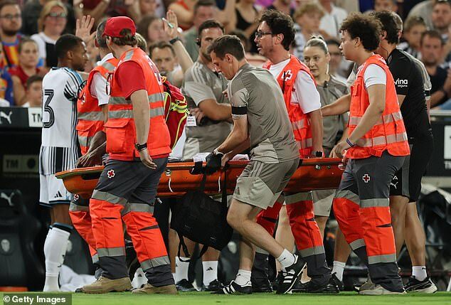 Elanga, pe targă la Newcastle! Lovitură dură pentru Jaissle