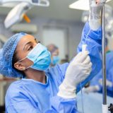 Salarii noi în Sănătate: Cât vor câștiga medicii, asistentele și infirmierele