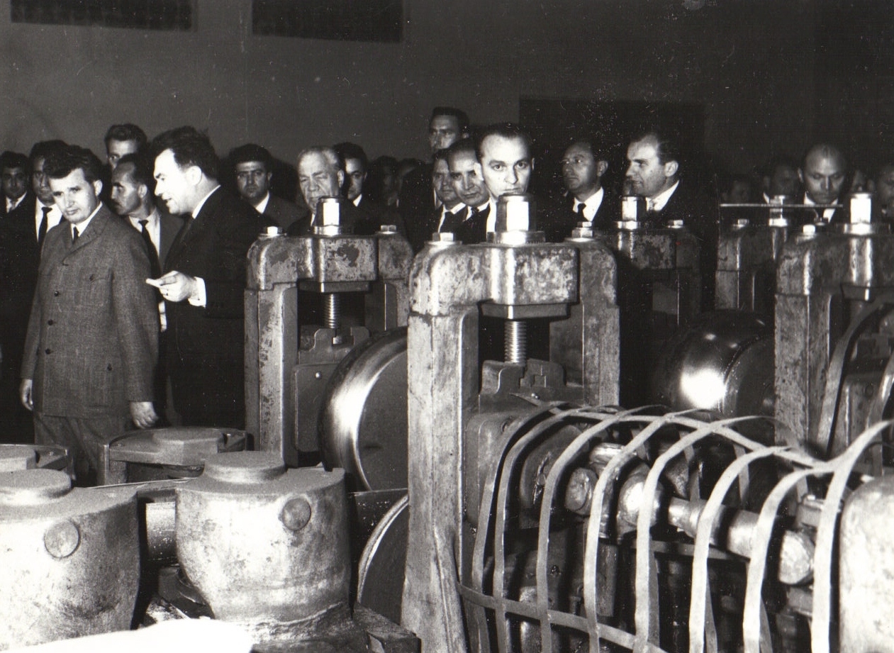 Fabricile lui Ceaușescu: Adevărul dinaintea Revoluției