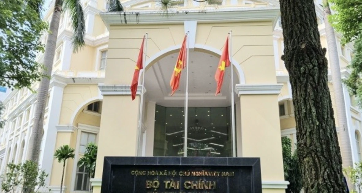 Ministerul Finanțelor, 131 de clădiri goale și uitate