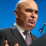 Bolojan: Fără lege salarizare, România riscă să derapeze