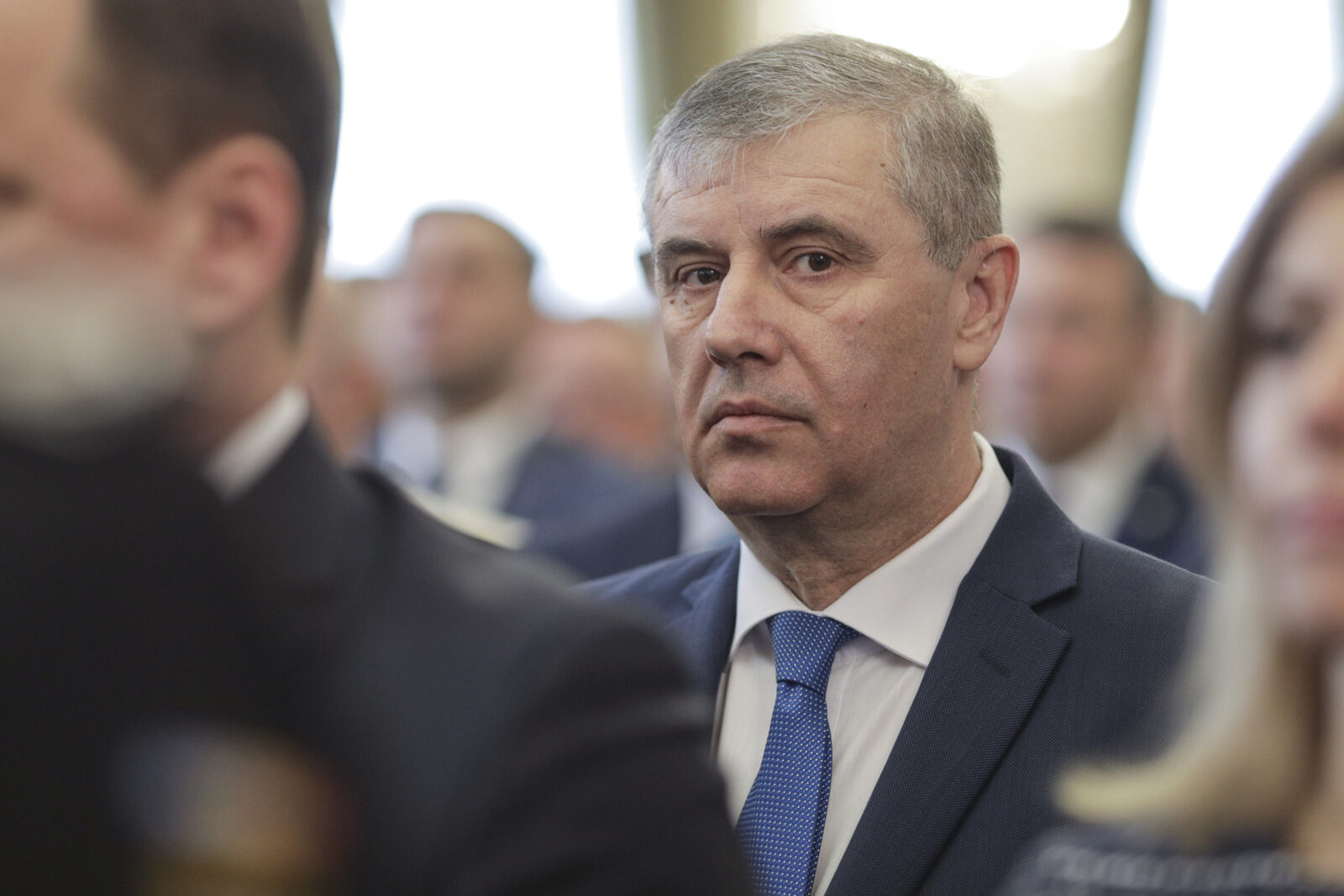 Președintele Iohannis, presat: 20 de ONG-uri cer demiterea șefului SPP, Pahonțu