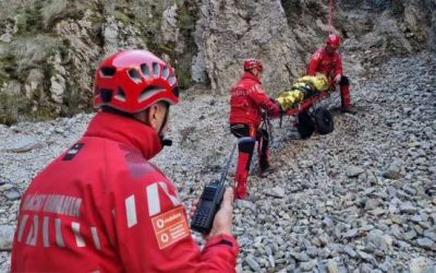 Salvamont: 25 de oameni salvați, șase la spital