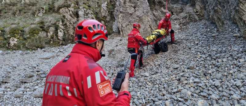 Salvamont: 25 de oameni salvați, șase la spital