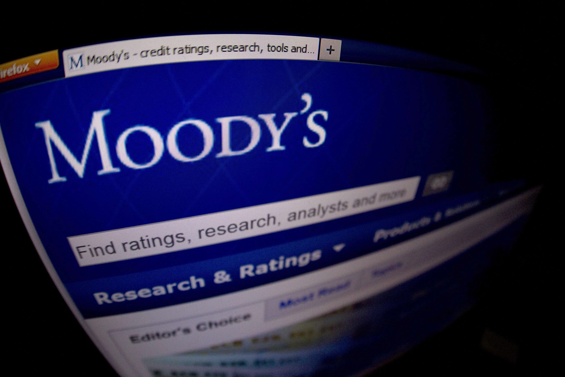 Moody’s lasă România cu ratingul actual. Ce spune despre deficit și blocaj