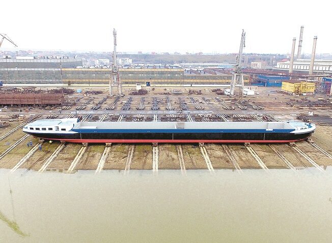 Severnav: Contracte de 25 mil. Euro pentru nave fluviale, gigant pe bursă