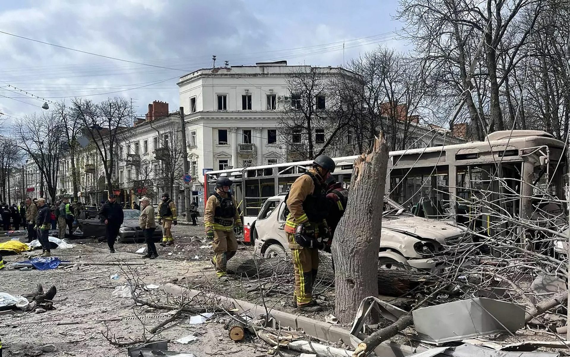 Rusia a bombardat Sumî cu 5 bombe, 5 răniți