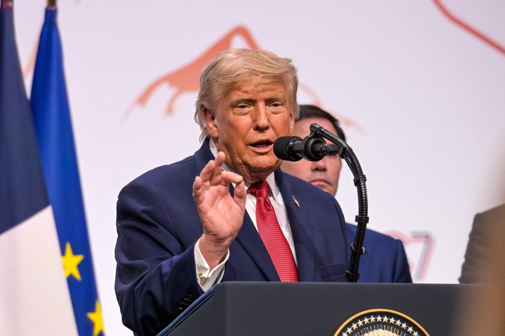 Trump: Cetățenia prin naștere, din nou ținta lui
