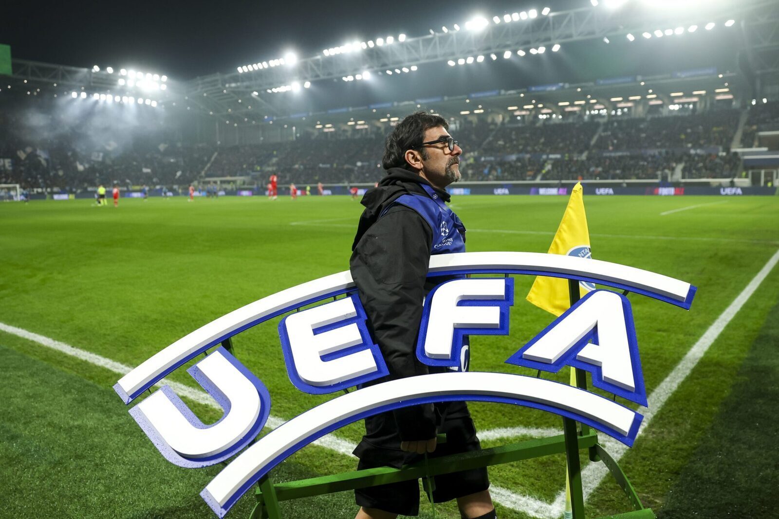 UEFA renunță la boicotul amenințat contra FIFA