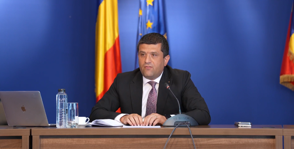 Ambulanță atacată: Miruță-l cheamă pe Grindeanu la legea anti-dezinformare