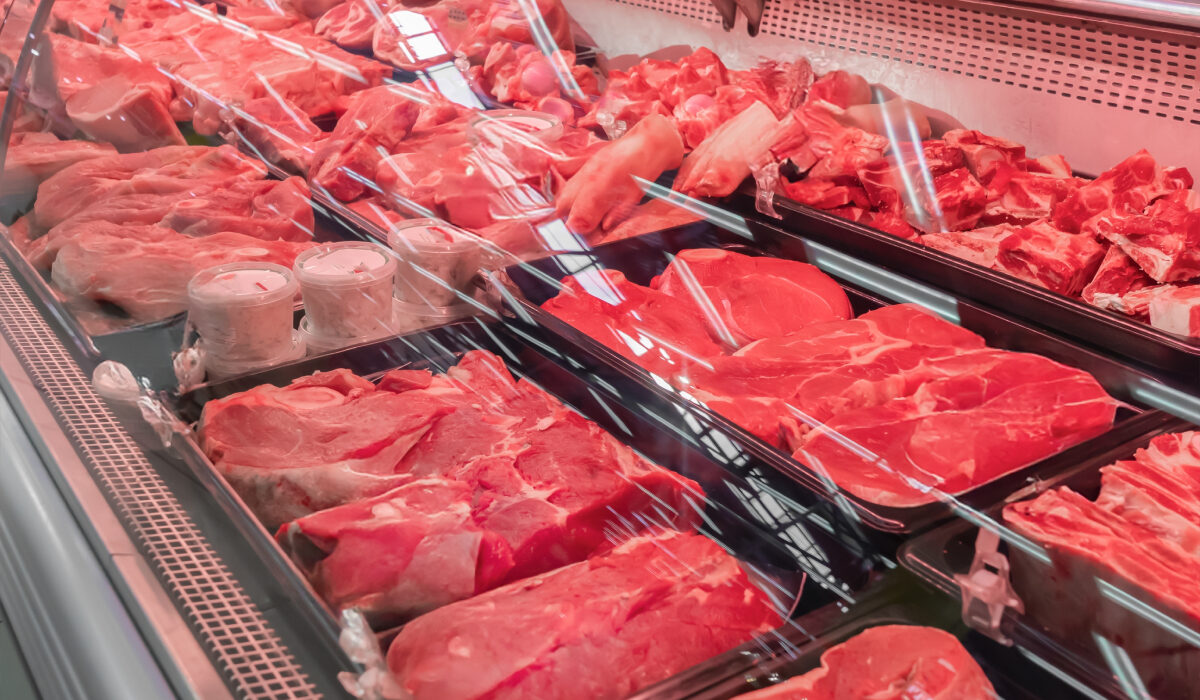 Carnea interzisă din supermarket: Evită greșeala din coș