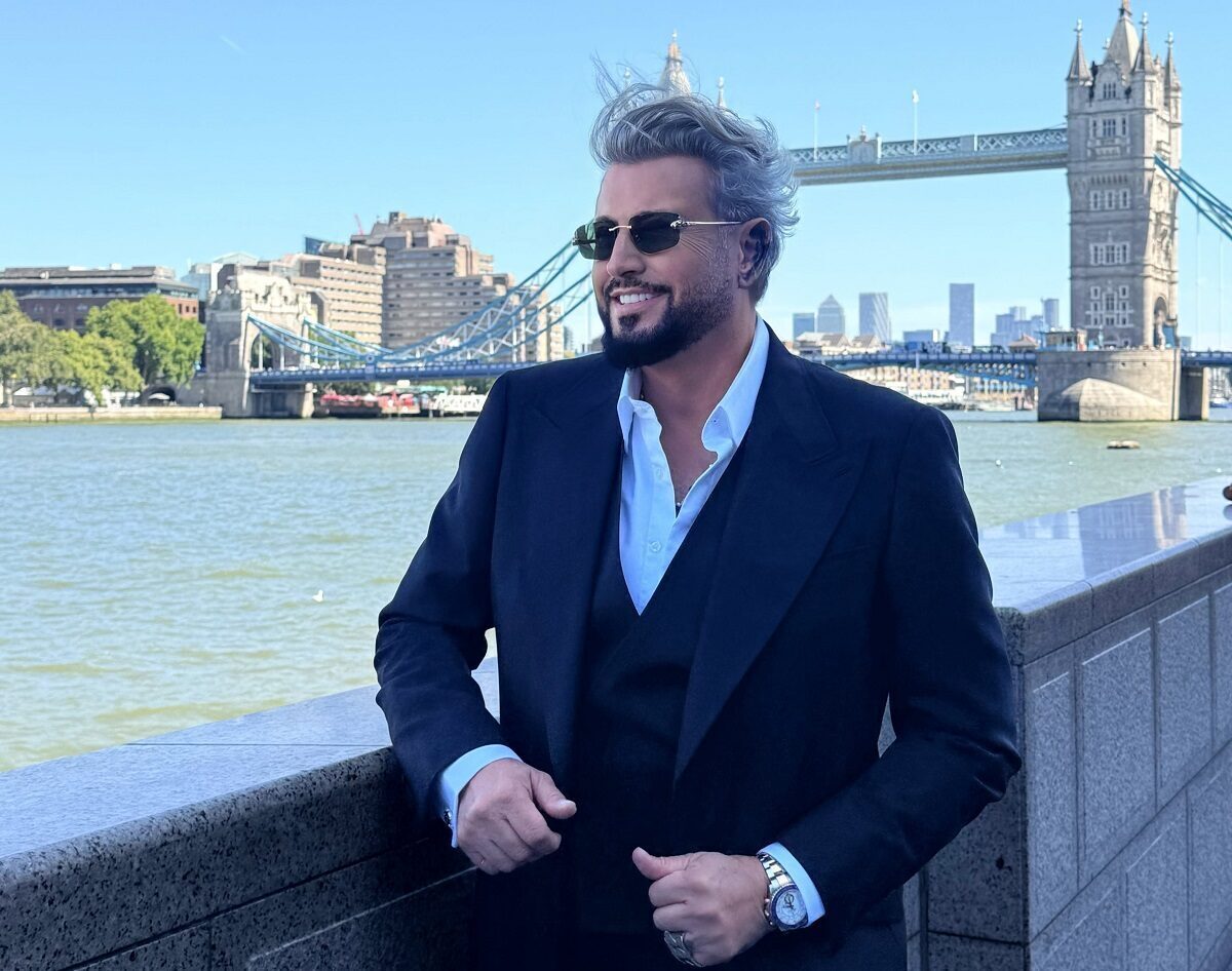 Botezatu, jefuit brutal la Londra: Ceas rar furat în fața unui local