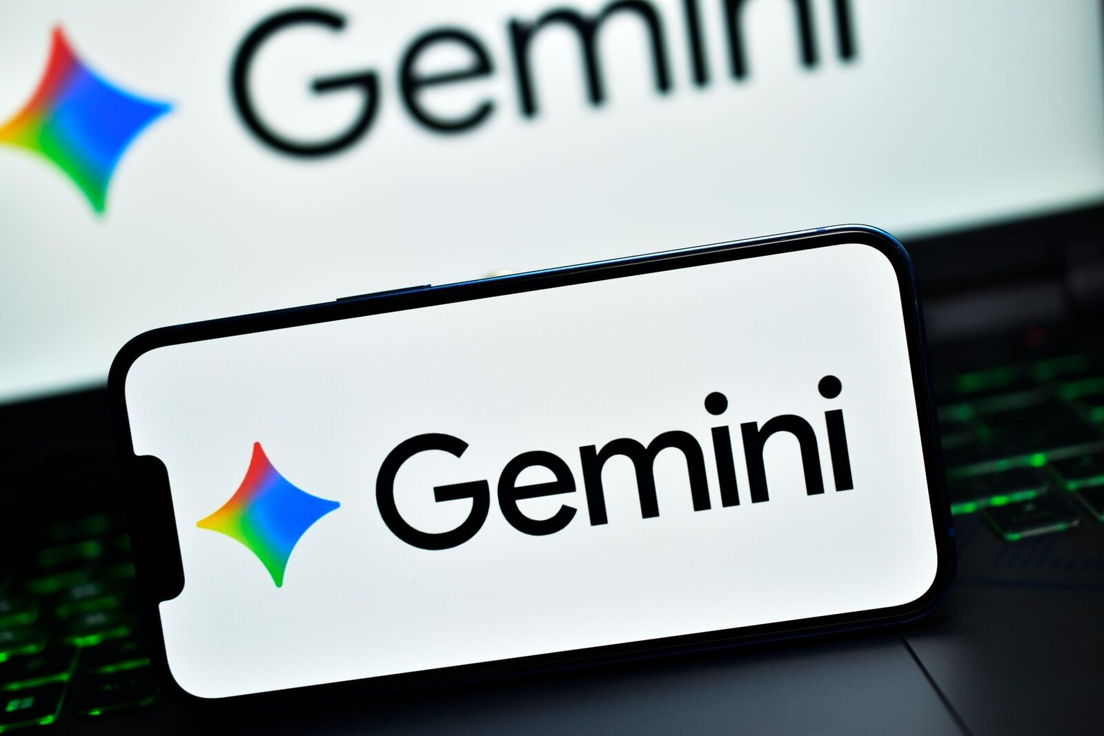 Gemini îți planifică vacanța perfectă: Cazare, activități, buget
