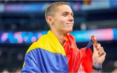 Popovici la Paris: România merge cu 11 înotători