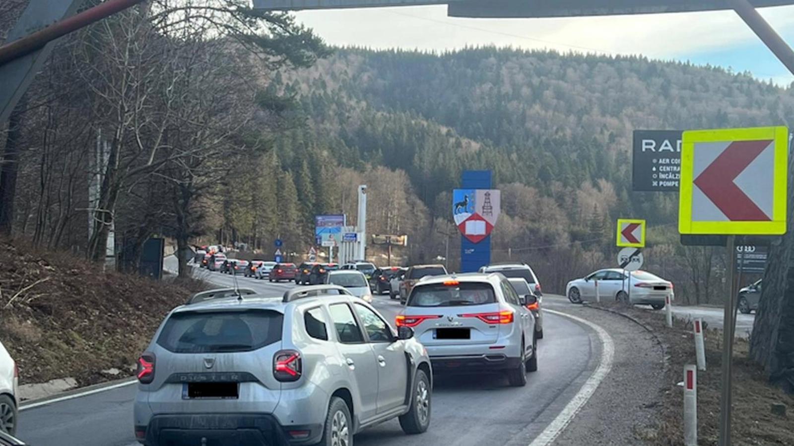 Valea Prahovei scapă de blocaje: Drum nou de 10 km, ocolim Bușteni