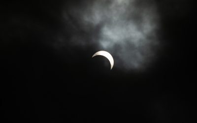 Super Lună pe 28 august: Când și de unde o vezi aproape complet acoperită