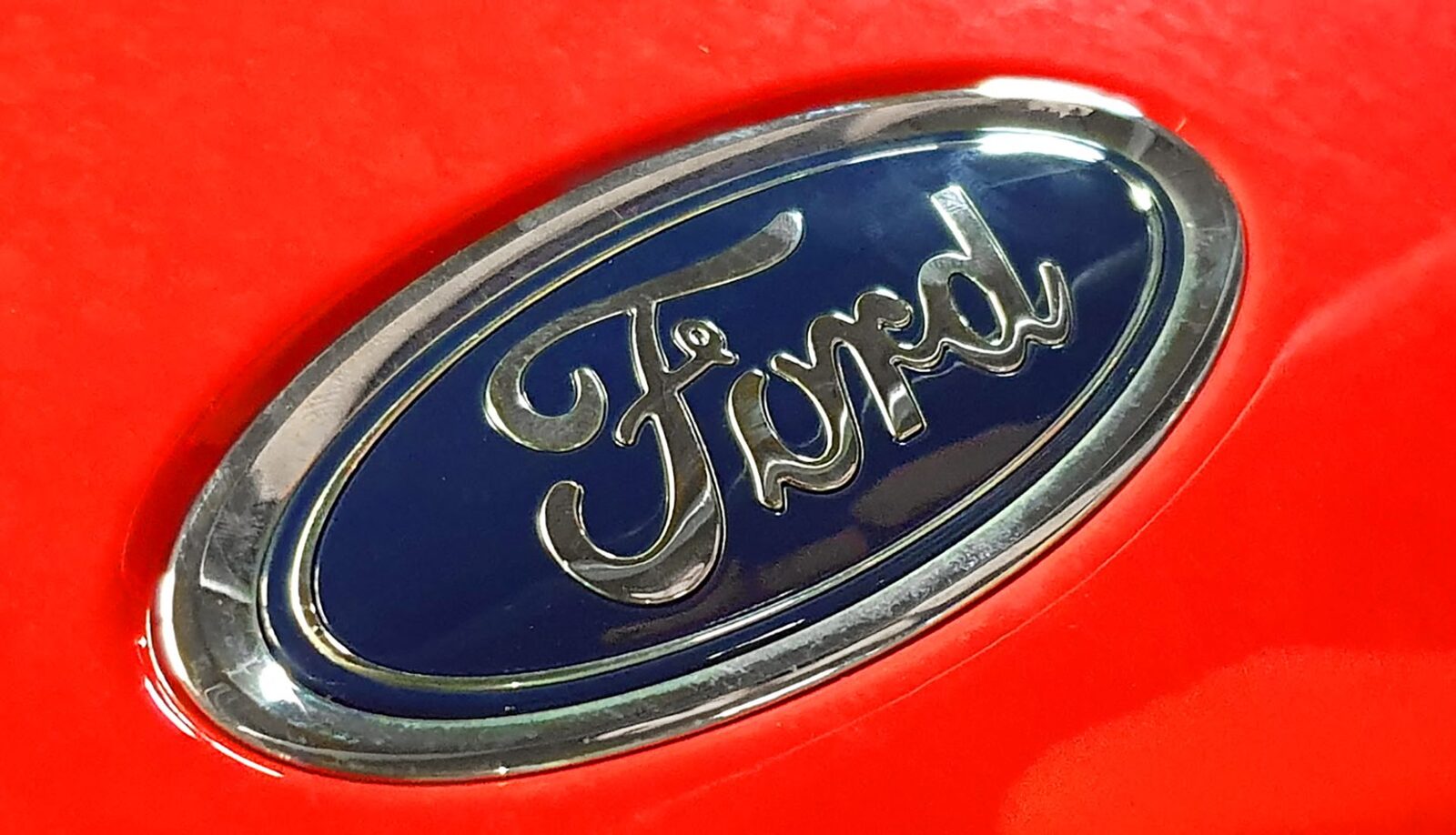 Dacia în pericol? Mașină electrică ieftină, Ford se pregătește