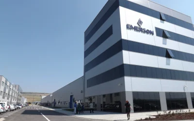 Gigant american, concedieri masive în România, profit record