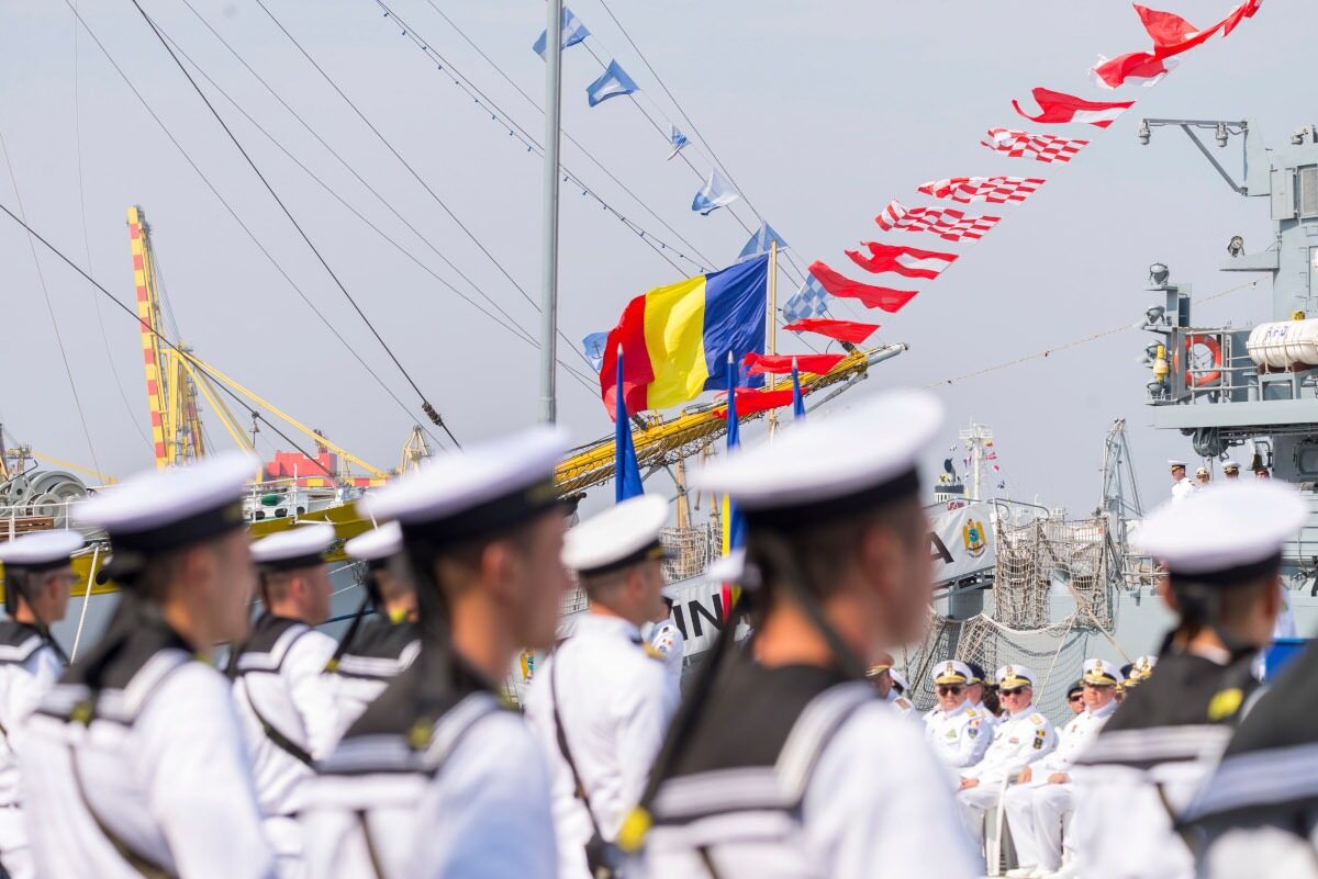 Ziua Marinei: Președintele absent de doi ani