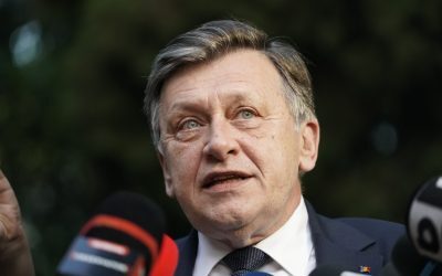 Antonescu, atac la Nicușor Dan: „Demisionează dacă nu poți”