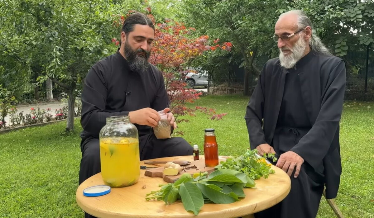 Limonadă periculoasă? Medicii alertează asupra ingredientelor recomandate de Părintele Dimitrie