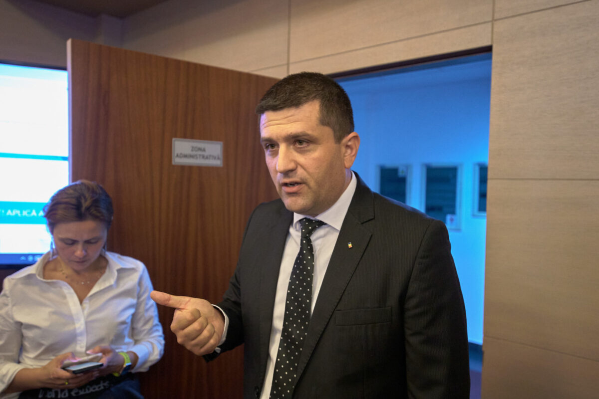 Miruță schimbă șefii la CNAIR, CNIR, CFR, Metrorex