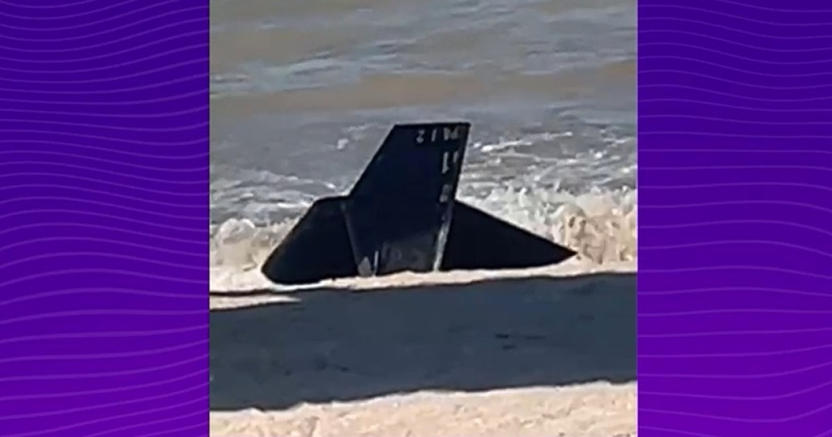 Fragment de dronă pe plaja din Saturn. Turiștii evacuați