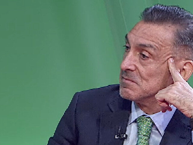 Ilie Dumitrescu: Când vorbesc, la mine să te uiți