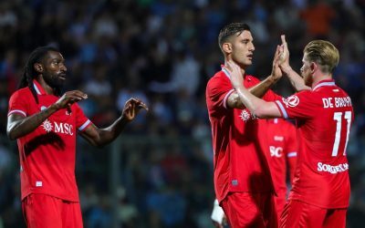 Napoli spulberă Aris Salonicco într-un amical spectaculos