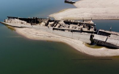 Nave naziste scufundate apar pe Dunăre, la nivel record