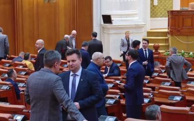 Deputații au CLIVAT Fondul salarial: Nu se plătesc datorii