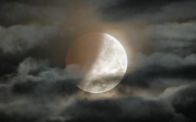 Eclipsă Lună 28 august 2026: Când și de unde o vezi în România