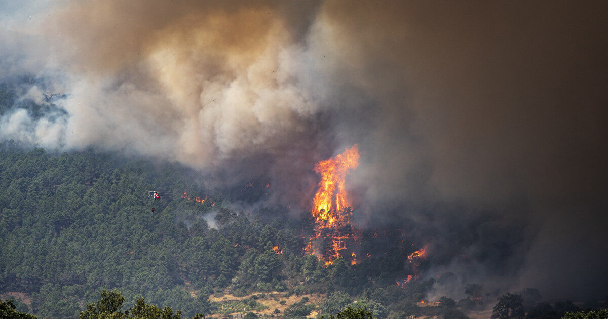 MAI: Incendii mistuitoare în Valencia, risc maxim. Atenție mare