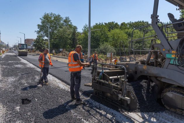 Prelungirea Ghencea: Începe asfaltarea tronsonului 3