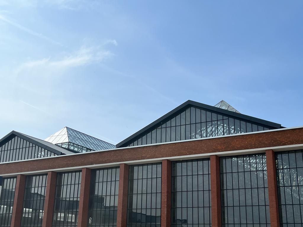 Primăria Sector 3, migrând masiv spre Hala Laminor