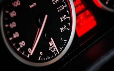 Redu factura la combustibil cu 25% pe drumul spre vacanță