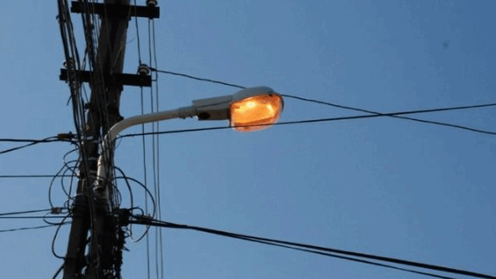 Lumină mai puțină pe străzi? Asociația cere măsuri la criza energetică