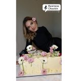 Ștefania: De la deserturi în familie la afacerea de succes